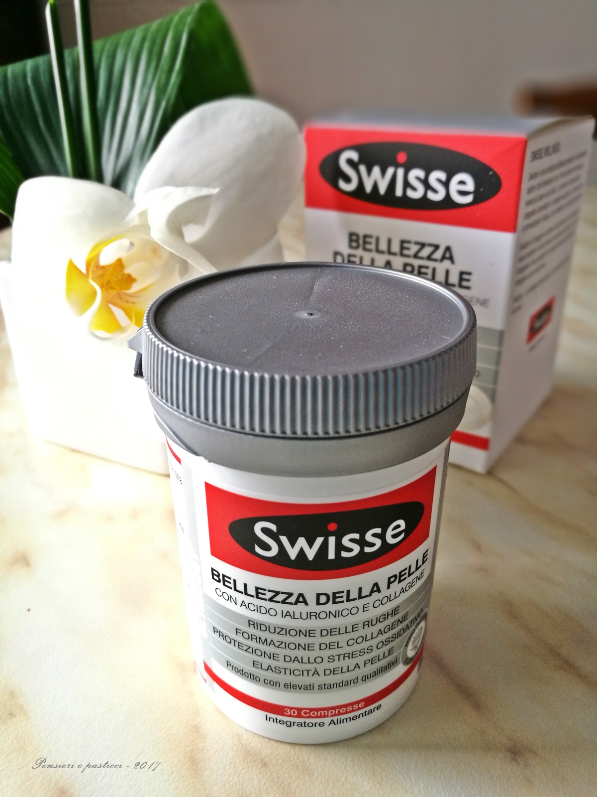 swisse collagene e acido ialuronico