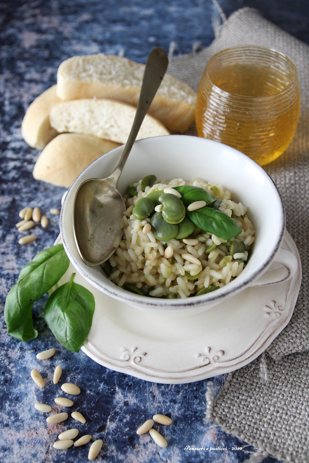 Risotto alle fave, basilico e pinoli