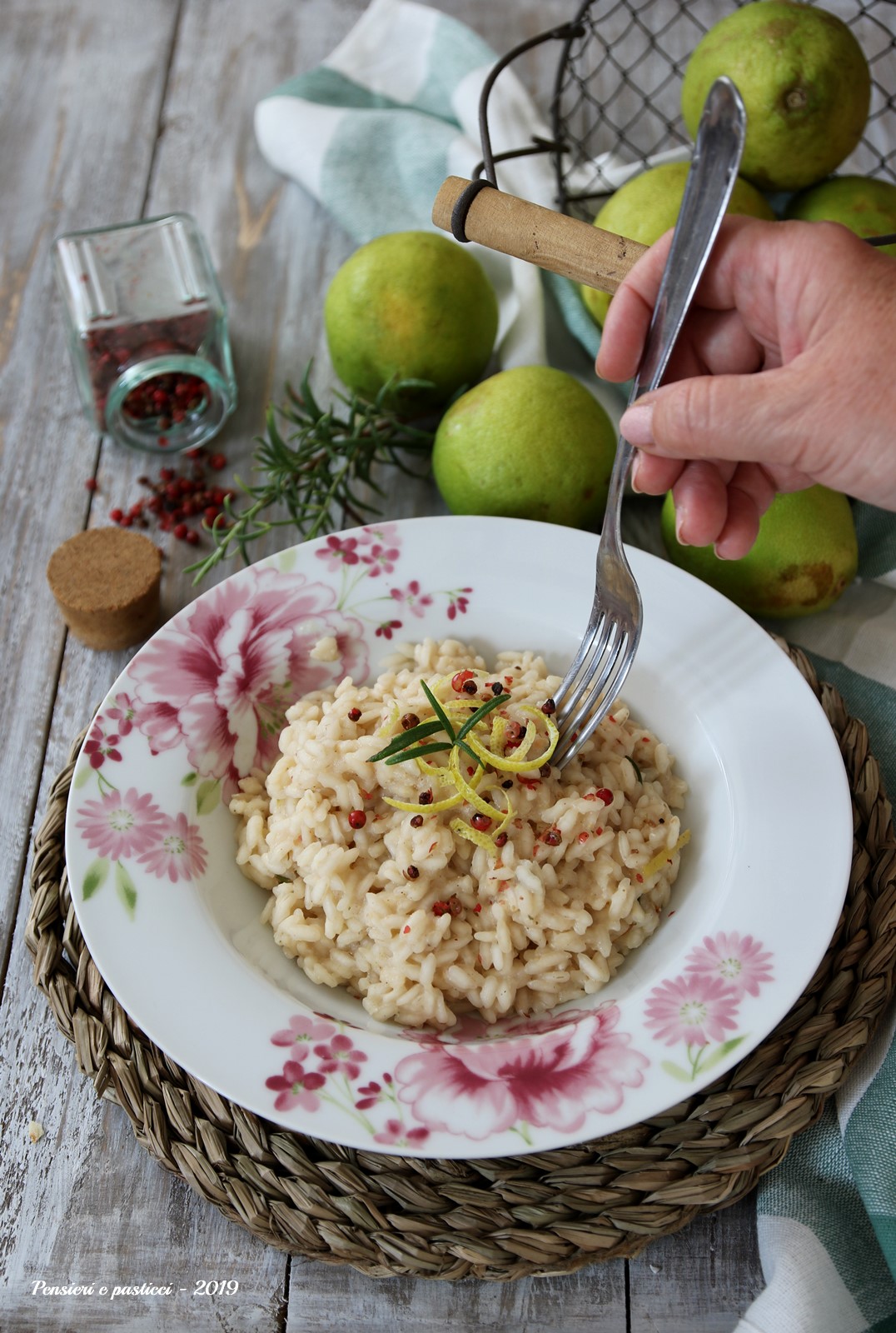 risotto al limone rosmarino e pepe rosa