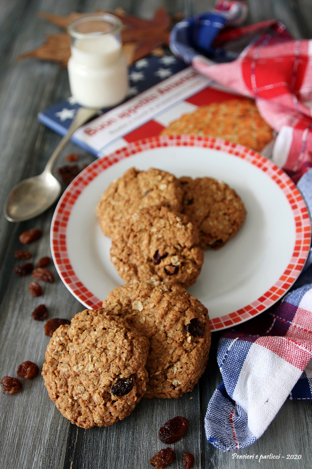 oatmeal raisin cookies