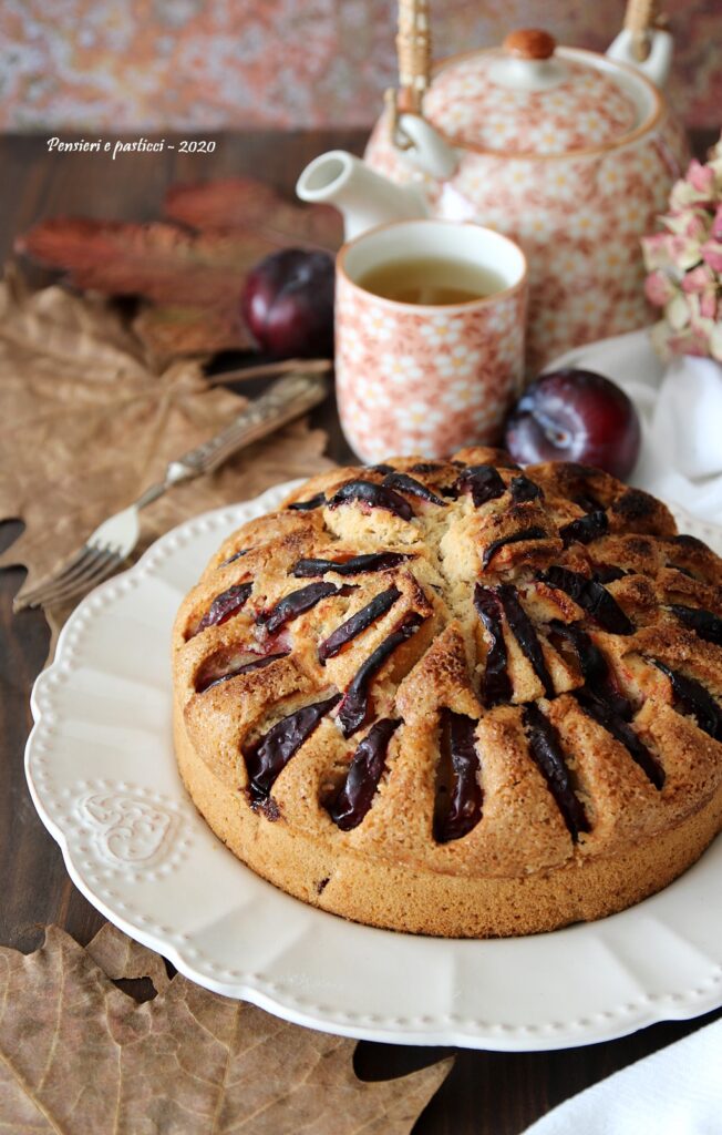 torta soffice alle prugne