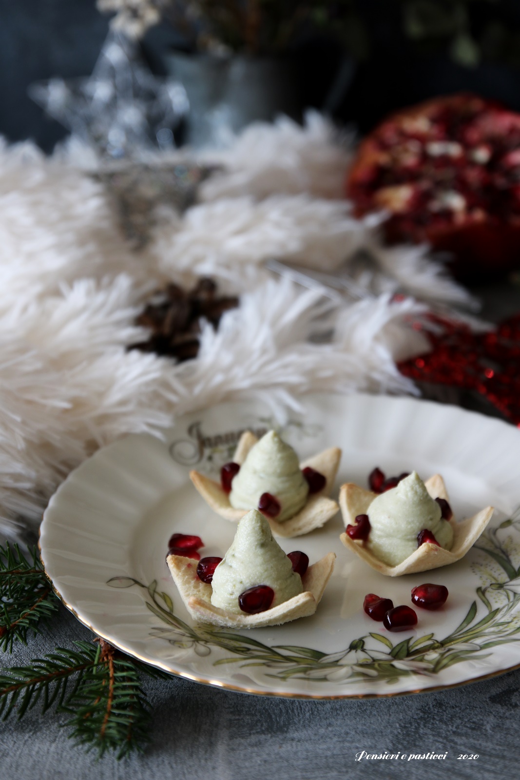 alberelli dolci finger food al pistacchio e melagrana