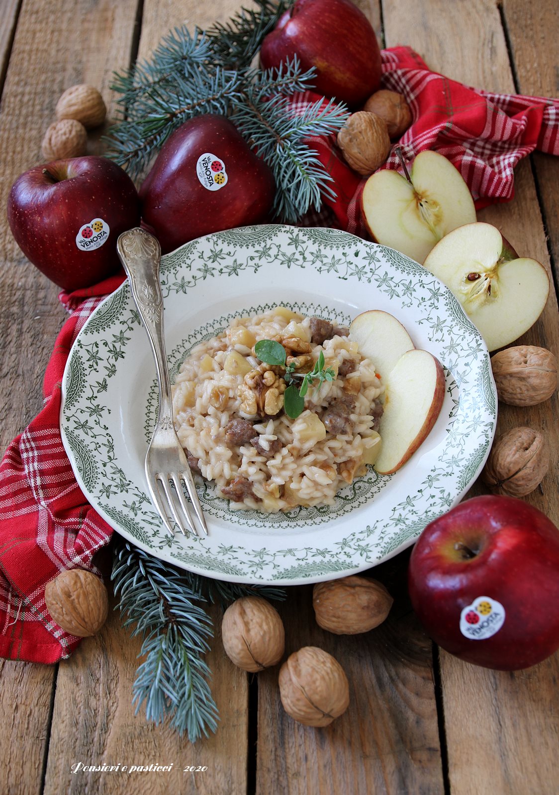 Risotto alla mela Val Venosta Red Delicious con salsiccia e noci