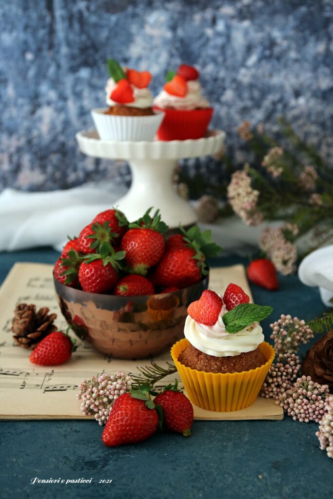 cupcakes alle fragole per la festa della mamma