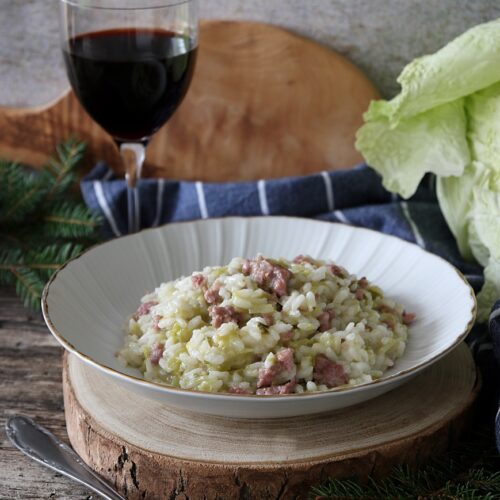 Risotto verza e salsiccia