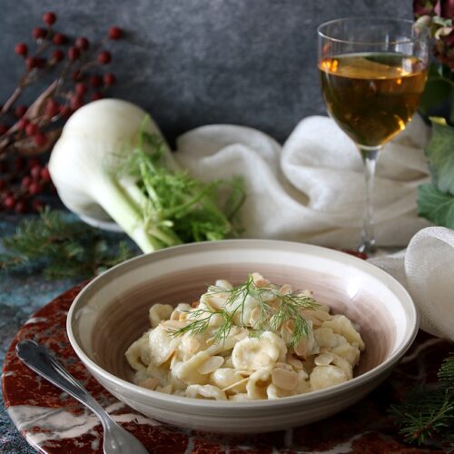 Orecchiette alla crema di finocchi e mandorle