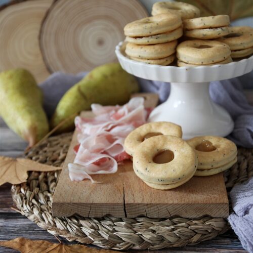 Biscotti salati al pecorino con Fiordifrutta Pere