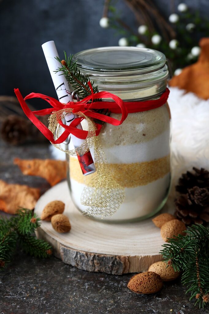 La torta sbrisolona in vasetto, idea regalo per Natale