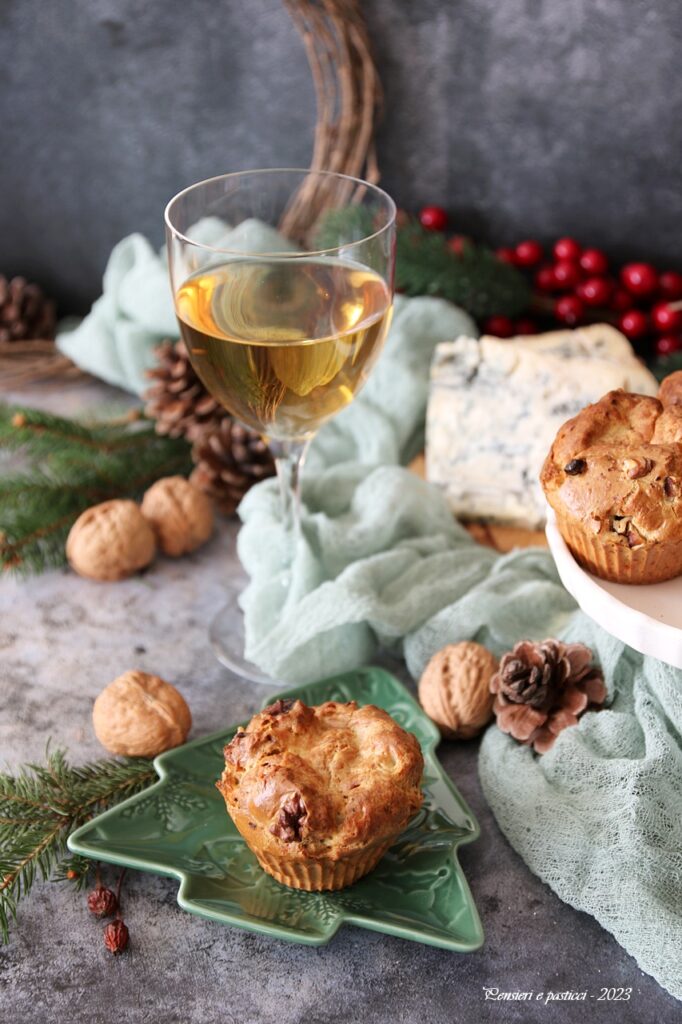 Muffins al gorgonzola e noci